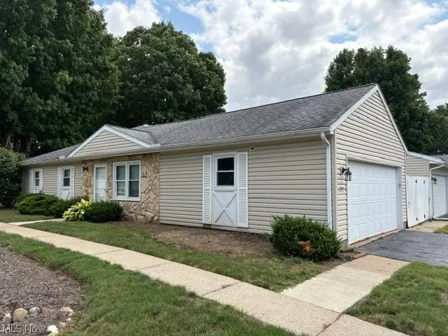 3959 Townhouse Lane, Uniontown, OH 44685 - #1