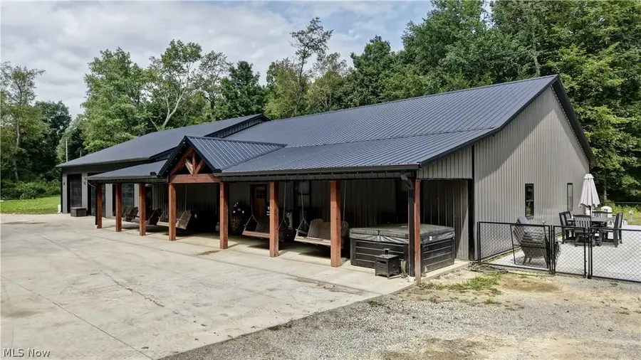 6168 SE Buckeye Hollow Se Road, Uhrichsville, OH 44683 - #2