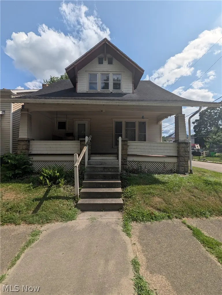 1211 Chestnut Street, Coshocton, OH 43812 - #1