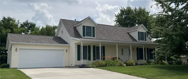 1013 Cherokee, Wapakoneta, OH 45895