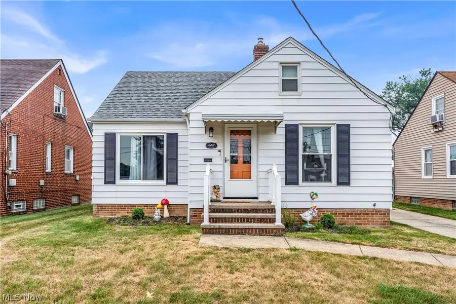 6209 Archmere Avenue, Brooklyn, OH 44144 - #2