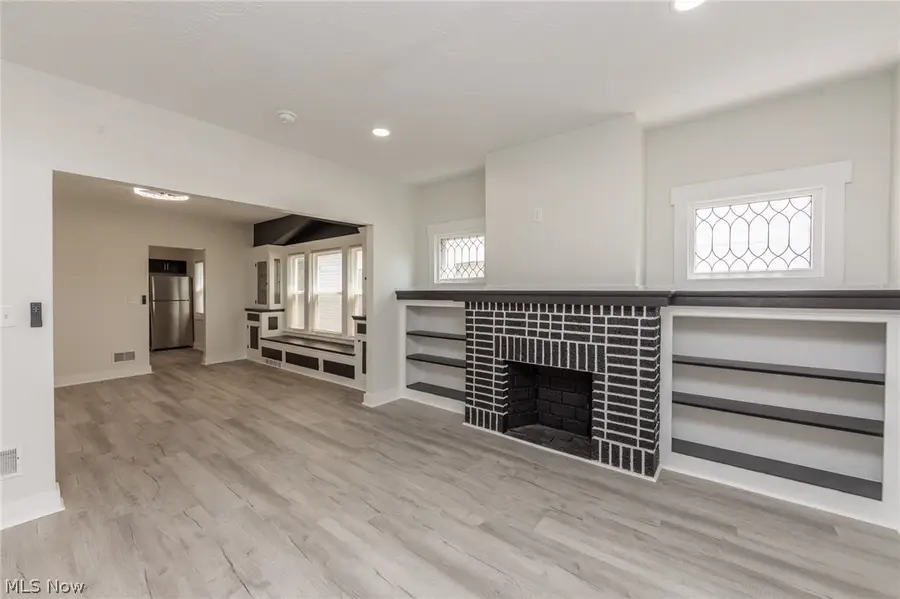 11711 Buckingham Avenue, Cleveland, OH 44120 - #2