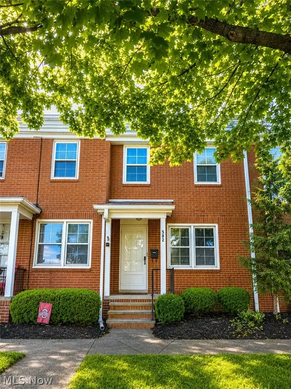 2752 Wooster Road, Rocky River, OH 44116