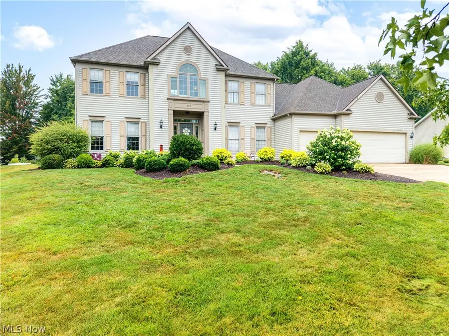 809 Adam Run Drive, Cuyahoga Falls, OH 44223 - #2