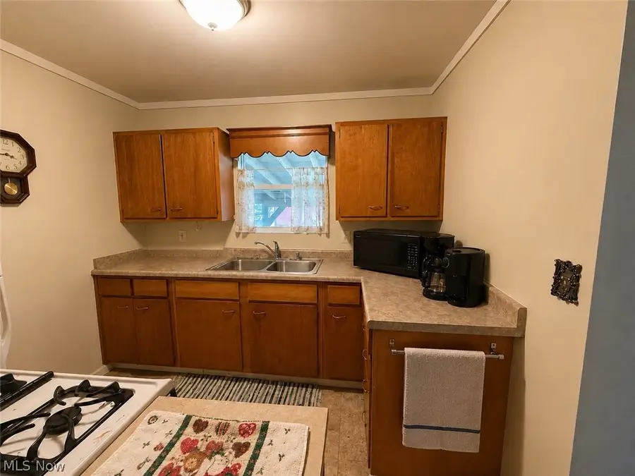 1351 Mazda Ne Street, Warren, OH 44483 - #2