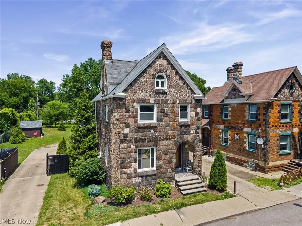 5822 Ellen Avenue, Cleveland, OH 44102 - #1