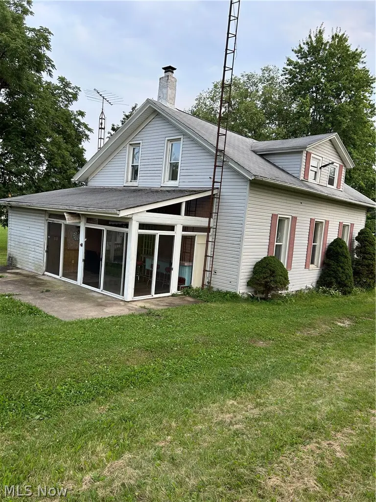 6027 Louisville Street, Louisville, OH 44641 - #2