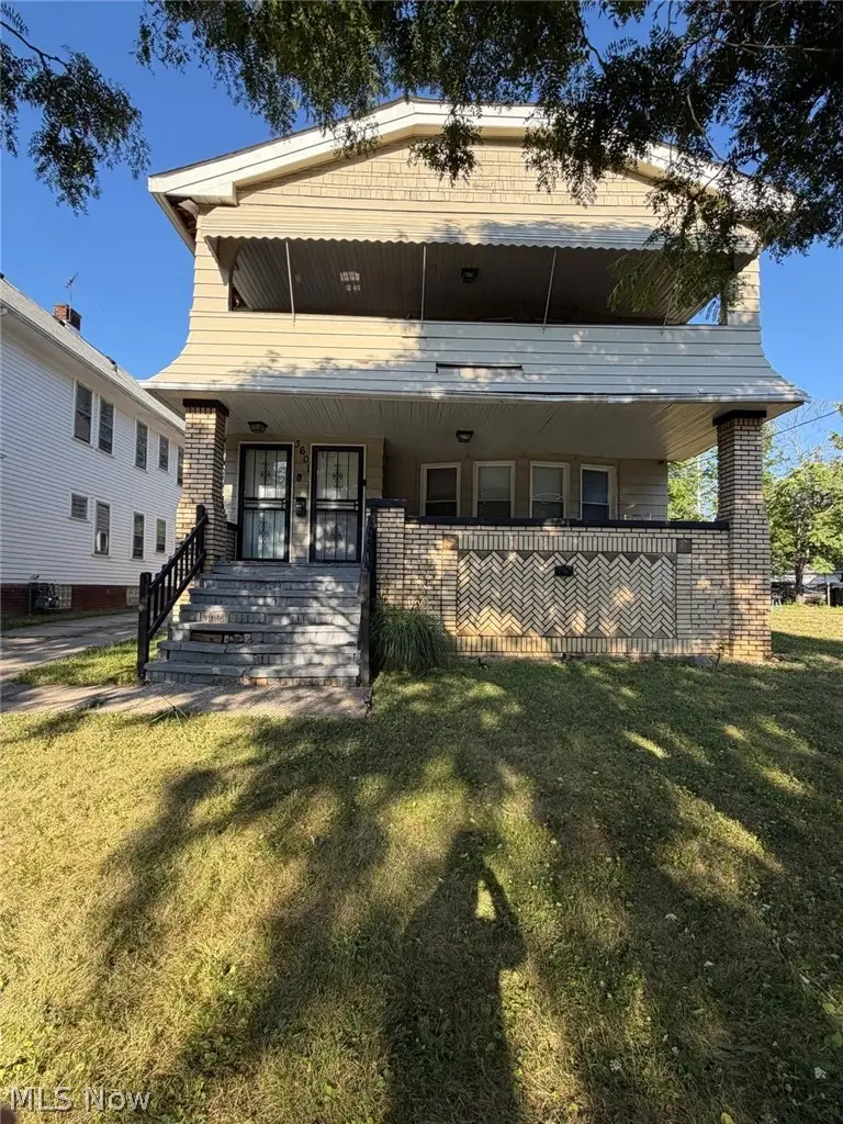 3601 E 154th Street, Cleveland, OH 44120 - #1