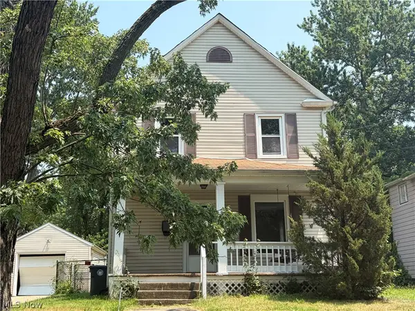 1273 Girard Street, Akron, OH 44301
