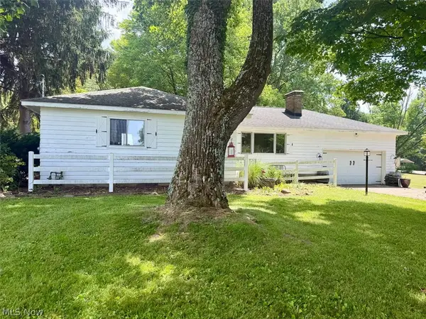 2597 Seifert Lewis Road, Hubbard, OH 44425