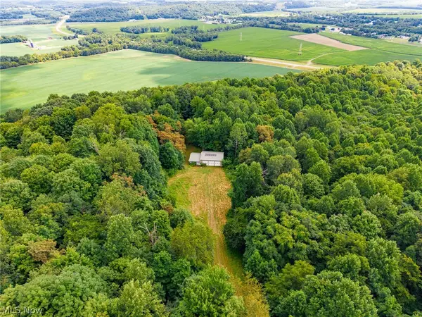 Hill Road, Dresden, OH 43821