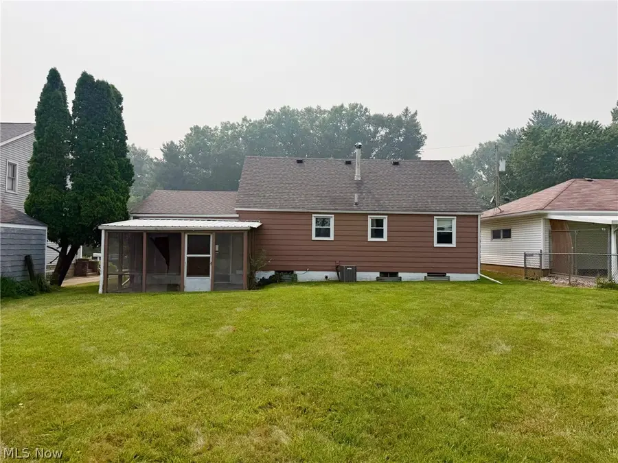 54 16th Se Street, Massillon, OH 44646 - #2