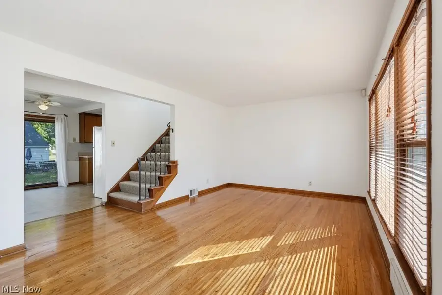 23881 Puritan Avenue, Euclid, OH 44123 - #3