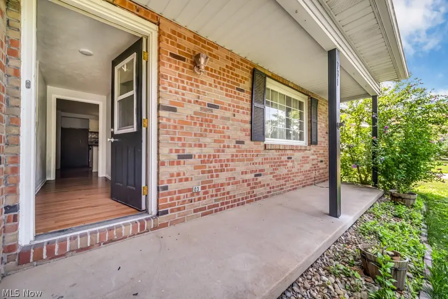 731 Redwood Drive, Canal Fulton, OH 44614 - #3