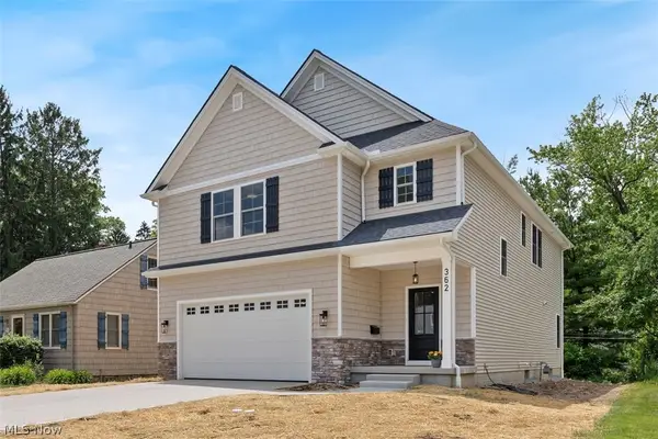 362 Oakmoor Avenue, Bay Village, OH 44140