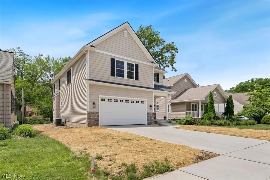 362 Oakmoor Avenue, Bay Village, OH 44140 - #3
