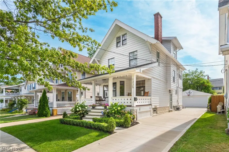 1225 Gladys Avenue, Lakewood, OH 44107 - #3
