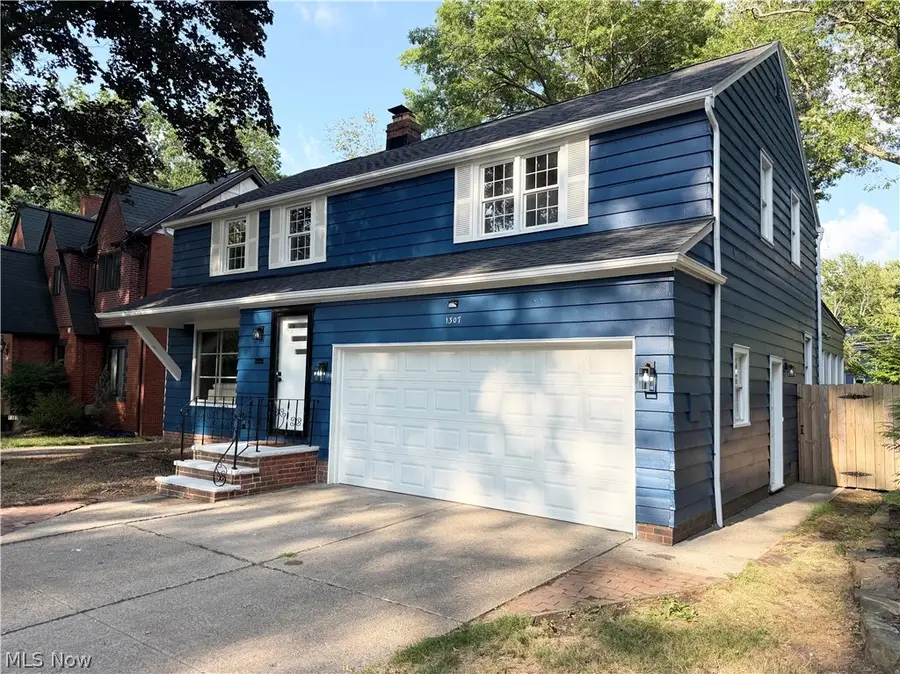 1307 Ford Road, Lyndhurst, OH 44124 - #2