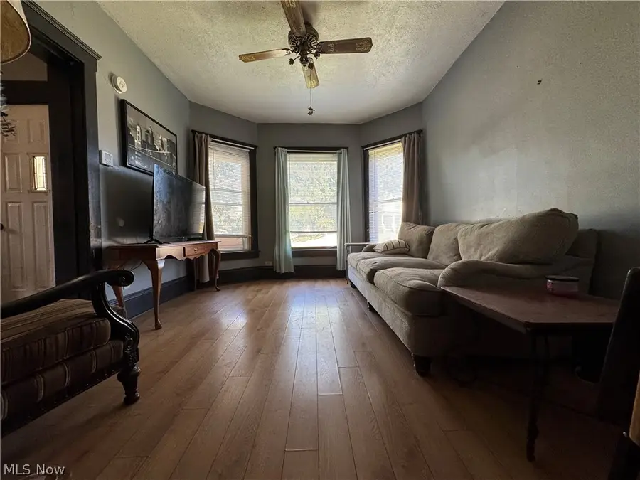 709 Fulton Nw Road, Canton, OH 44703 - #3