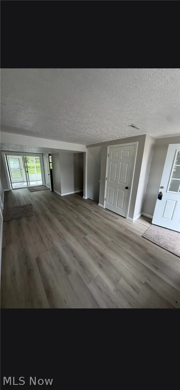 214 Stewart Nw Avenue, Massillon, OH 44646 - #2