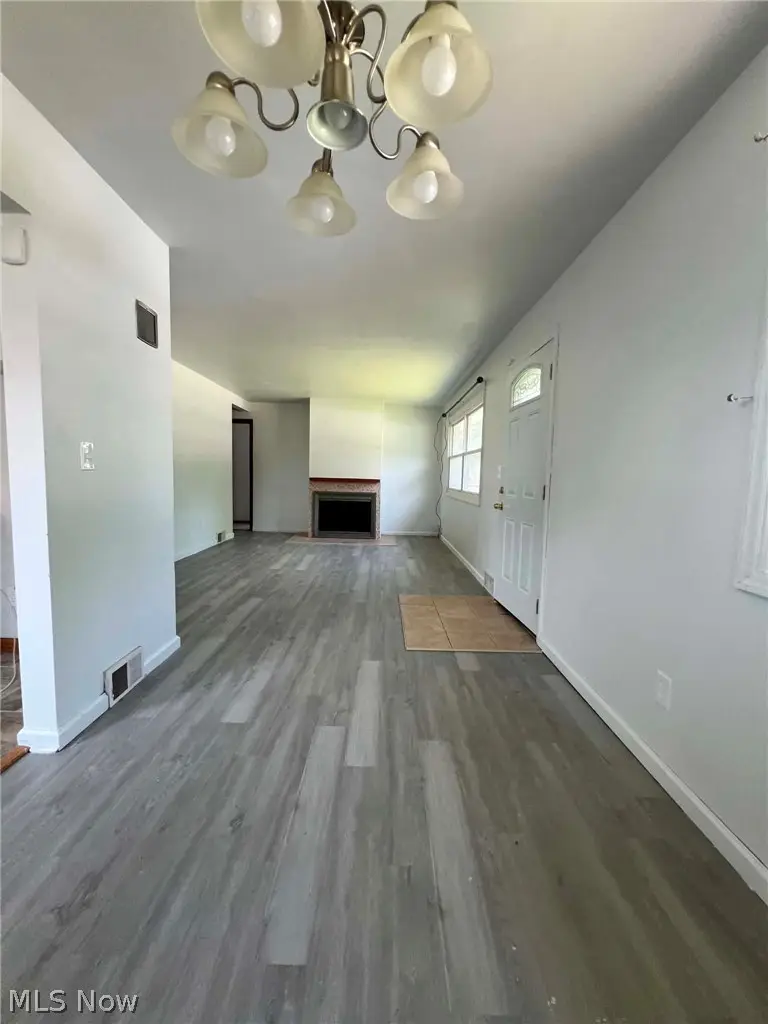 2915 Northwest Nw Boulevard, Warren, OH 44485 - #3