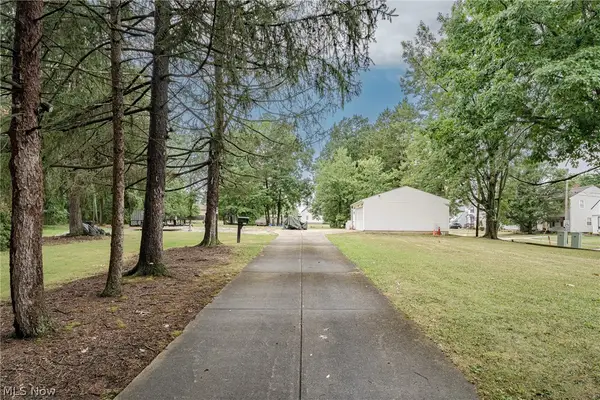 5570 Dunham Road, Maple Heights, OH 44137