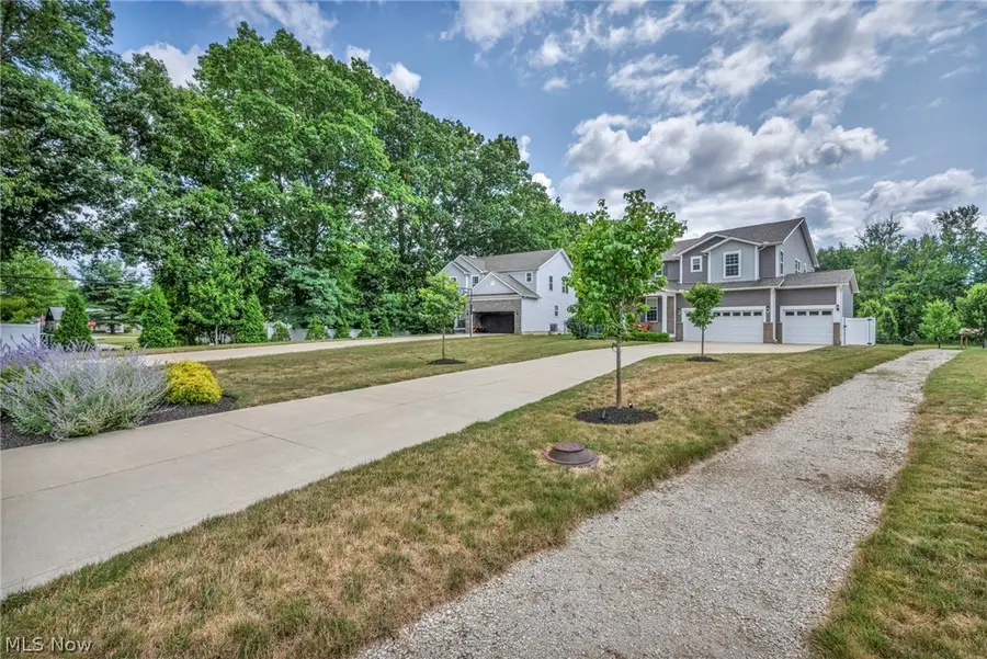 6244 Cardinal Meadow Court, Mentor, OH 44060 - #3