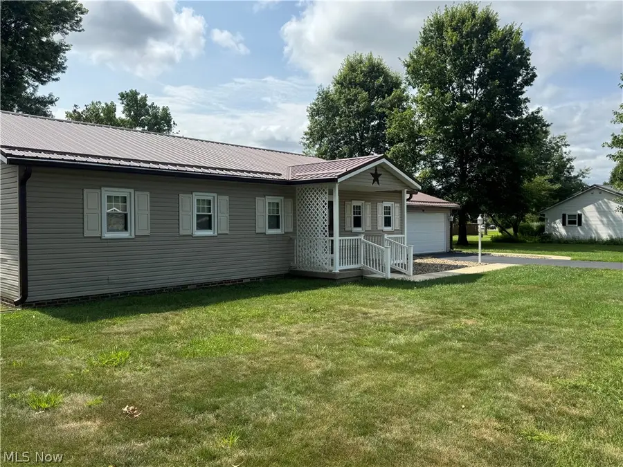 6220 Southview Drive, Nashport, OH 43830 - #3