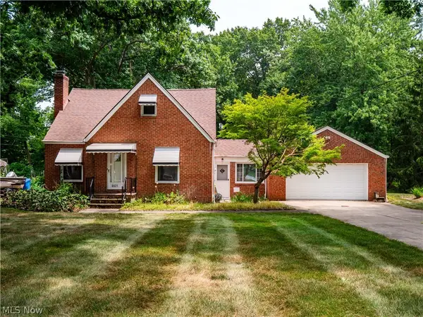 6531 Bonroi Drive, Seven Hills, OH 44131