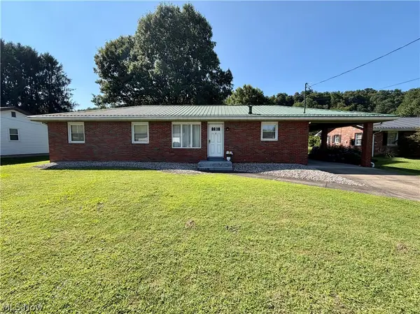 1124 Williamson Avenue, New Matamoras, OH 45767