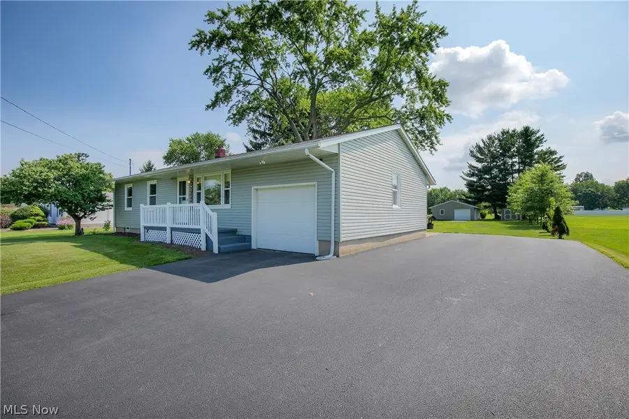 4310 Ridge Road, Cortland, OH 44410 - #3