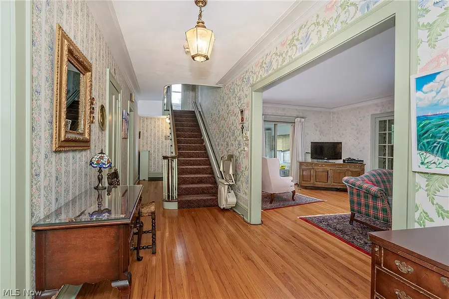2657 Edgehill Road, Cleveland Heights, OH 44106 - #3