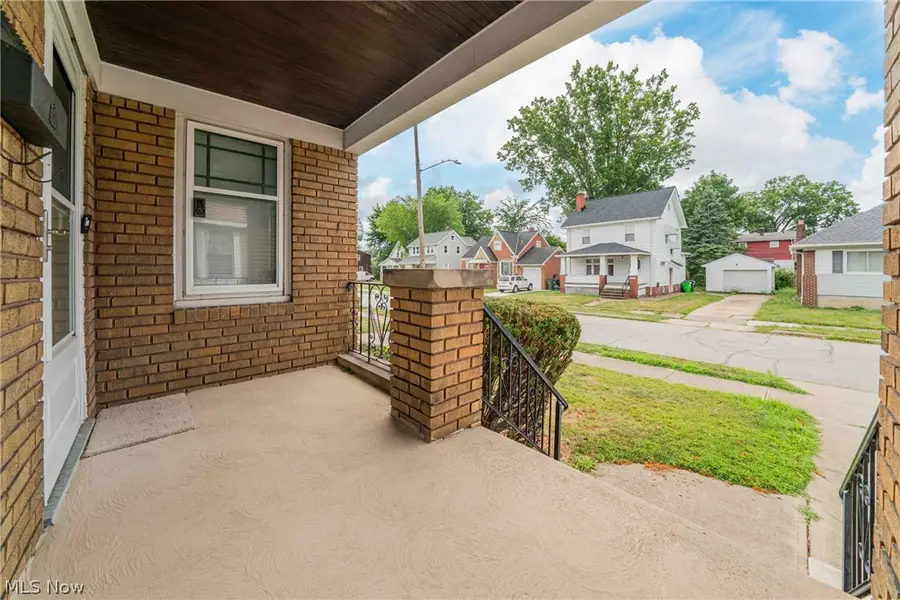 19541 Naumann Avenue, Euclid, OH 44119 - #3