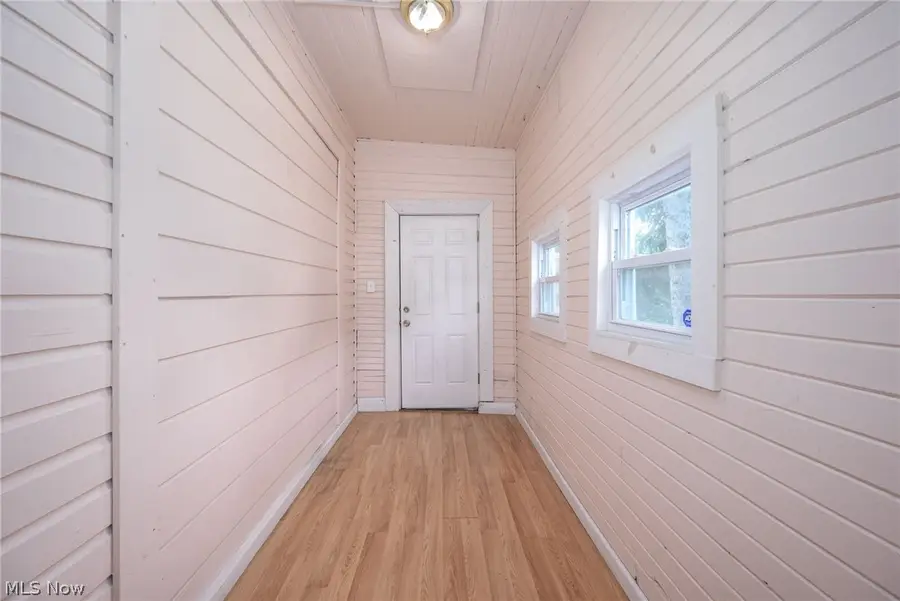 324 Eastland Avenue, Akron, OH 44305 - #3