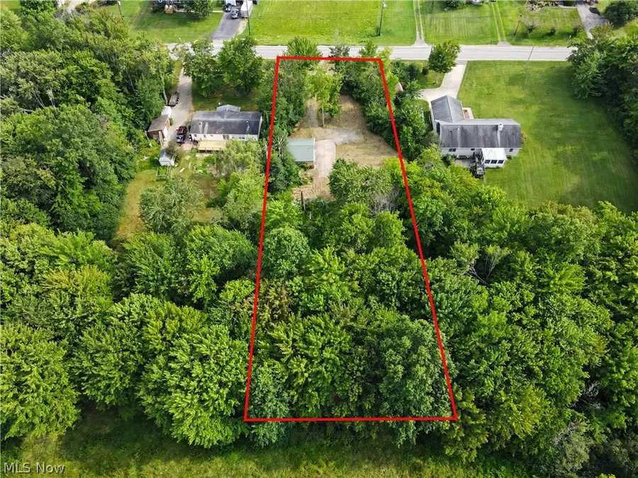 806 W Ohio Avenue, Sebring, OH 44672 - #3
