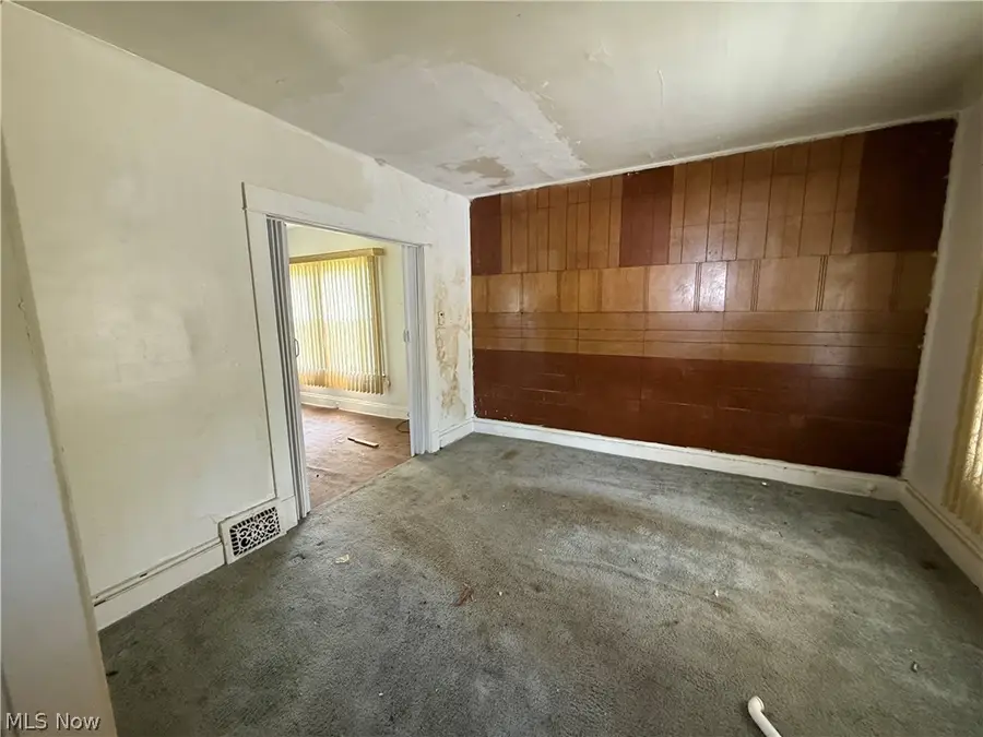 3533 E 133rd Street, Cleveland, OH 44120 - #2