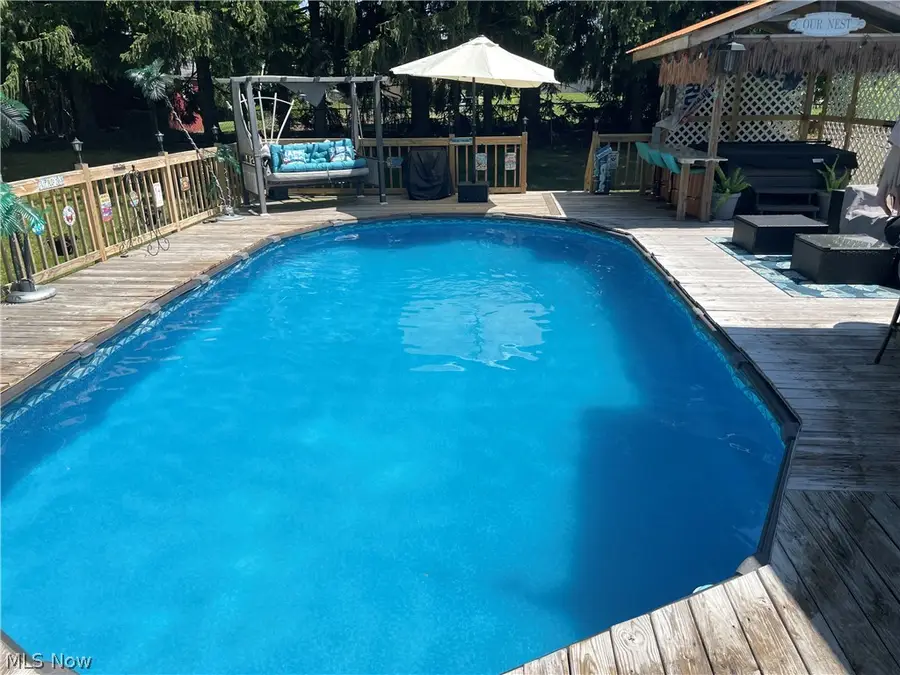 906 Westview Drive, Belpre, OH 45714 - #3