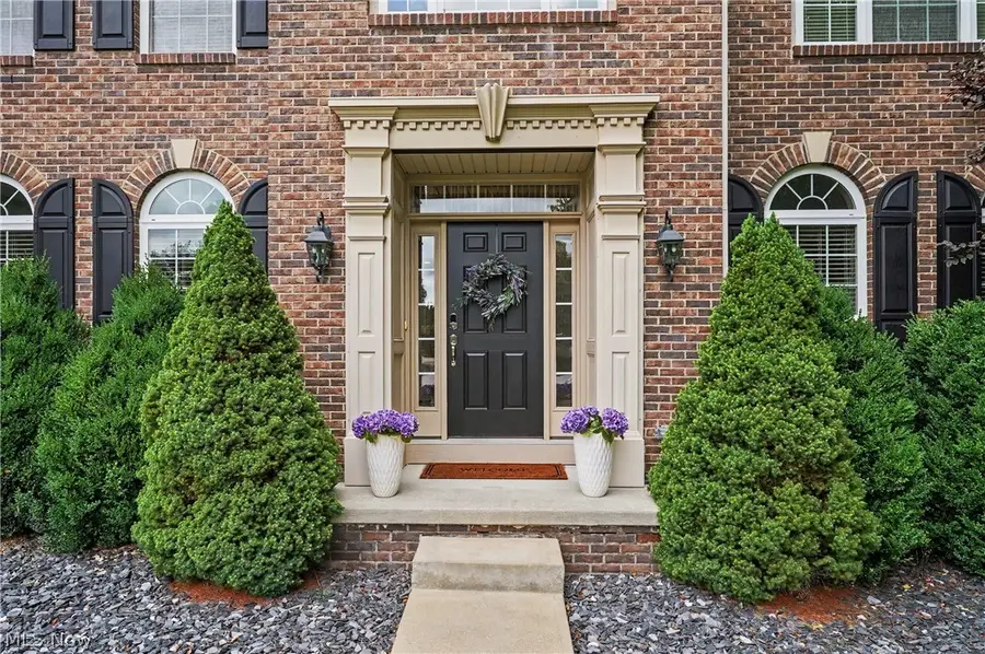 5037 Lake Breeze Landing, Stow, OH 44224 - #2