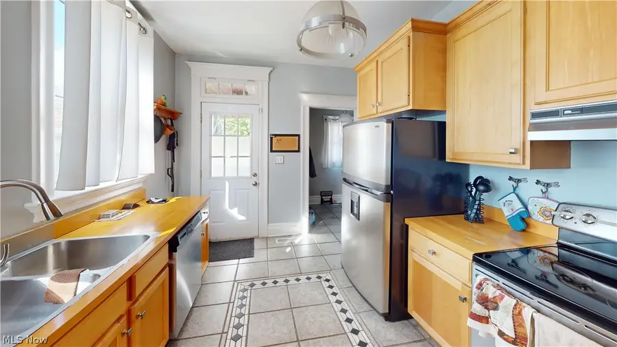 52 Maple Avenue, Wheeling, WV 26003 - #3