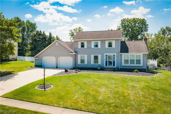 51 Sawmill Run Drive, Canfield, OH 44406