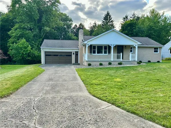 22 Orchard Drive, Poland, OH 44514