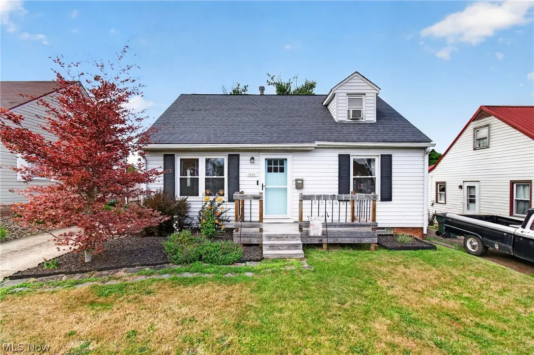 1611 32nd Ne Street, Canton, OH 44714 - #1