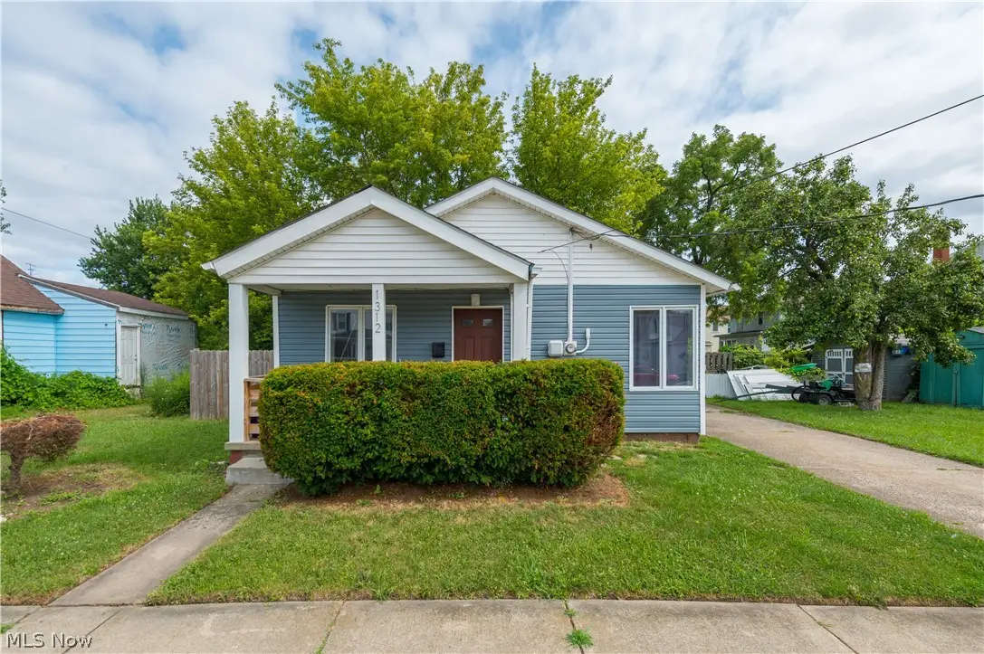 1312 W 14th Street, Lorain, OH 44052 - #1
