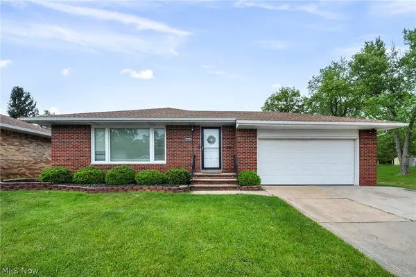 23733 Shurmer Drive, Warrensville Heights, OH 44128
