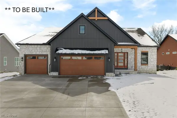 3672 Kenway Boulevard, Green, OH 44685