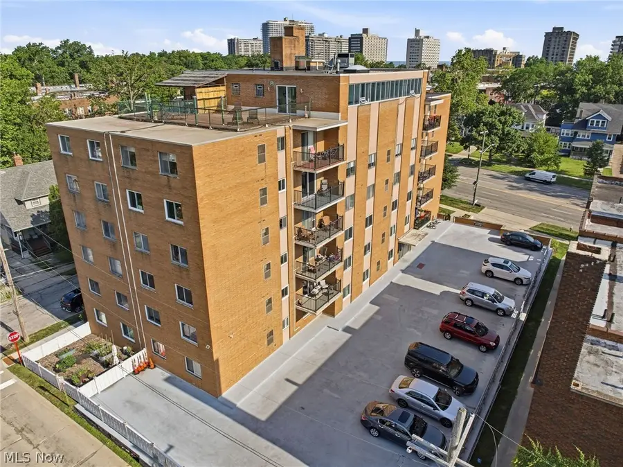 12029 Clifton Boulevard #503, Lakewood, OH 44107 - #3