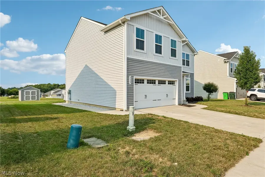 2689 Himelrigh Boulevard, Barberton, OH 44203 - #3