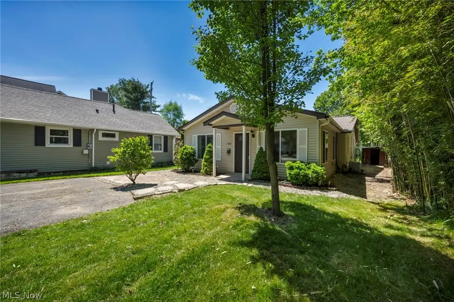 350 Kenilworth Road, Bay Village, OH 44140 - #3