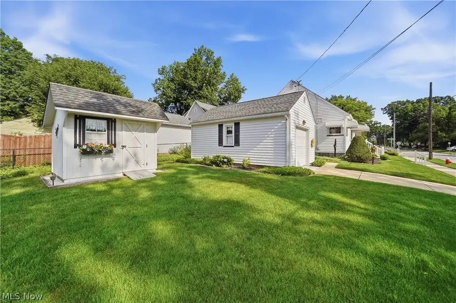 1808 Broad Boulevard, Cuyahoga Falls, OH 44223 - #2