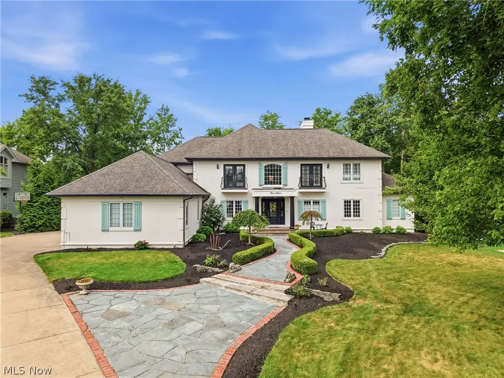 315 Glengarry Drive, Aurora, OH 44202 - #1